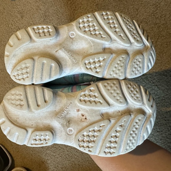 Toddler girl 8c shoes - Picture 3 of 4